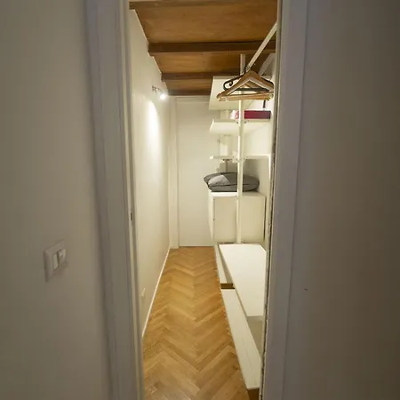 Lovely Nest With Balcony By The Spanish Steps Róma