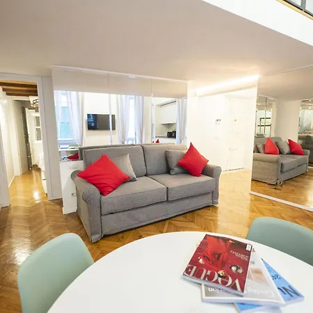Lovely Nest With Balcony By The Spanish Steps * Róma